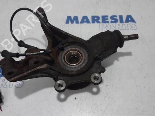 Used Right front steering knuckle PEUGEOT 308 I (4A_, 4C_) 1.6 THP 16V (156 hp) 31525529