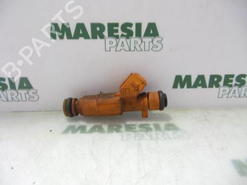 Used Injector ALFA ROMEO 156 (932_) 2.0 16V T.SPARK (932A2) (155 hp) 31503923