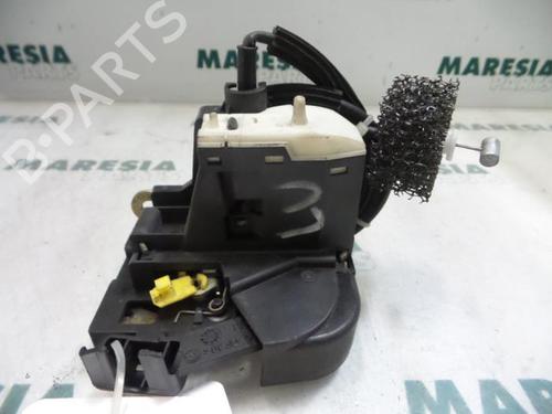 electronic-module-renault-clio-ii-bb_-cb_-1998-1999-2000-2001-2002-2003-2004-2005-2006-2007-2008-2009-2010-2011-2012-2013-2014-2015-2016-31472193 main image