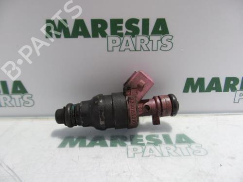Used Injector CITROËN XM (Y4) 2.0 i 16V (132 hp) 31524322