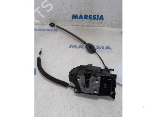 elektronisk-modul-renault-captur-i-j5_-h5_-2013-31490190 main image