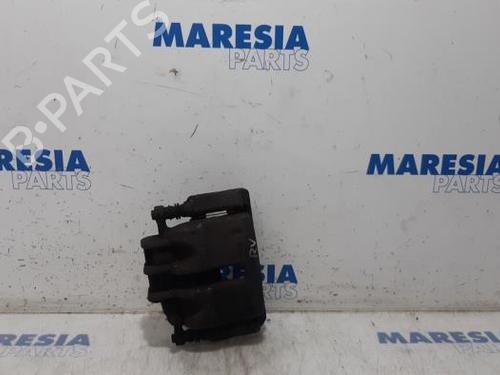 Used Right front brake caliper Right front brake caliper PEUGEOT EXPERT Van (VF3A_, VF3U_, VF3X_) 2.0 HDi 140 (136 hp) 31386063 31386063