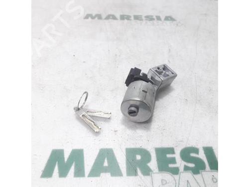 Used Ignition barrel CITROËN C5 III (RD_) 2.0 HDi 140 (RDRHF8, RDRHFA, RDRHA8, RDRHAJ) (140 hp) 31536464