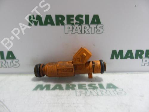 Used Injector ALFA ROMEO 156 (932_) 2.0 16V T.SPARK (932A21__) (150 hp) 31397296