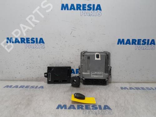 Used Engine control unit (ECU) RENAULT TRAFIC III Van (FG_) 1.6 dCi 90 (FGME) (90 hp) 31510428