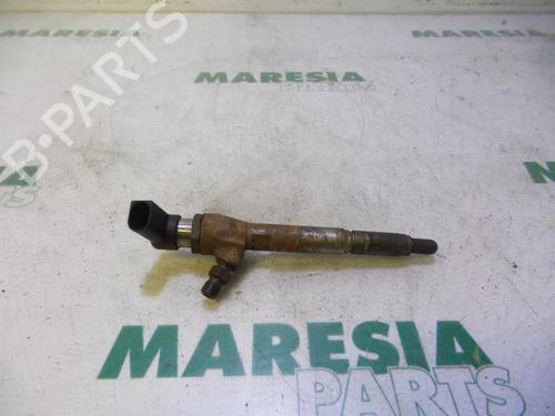 Used Injector RENAULT KANGOO Express (FW0/1_) 1.5 dCi 105 (FW0F) (103 hp) 31524335