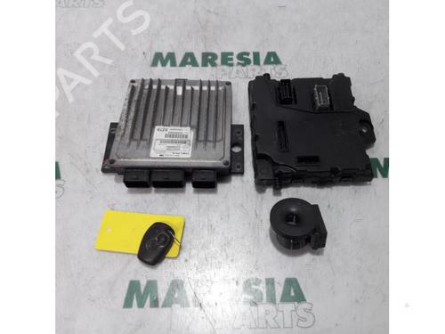 Used Engine control unit (ECU) RENAULT KANGOO Express (FW0/1_) 1.5 dCi 70 (FW0A, KW0V) (68 hp) 31457664