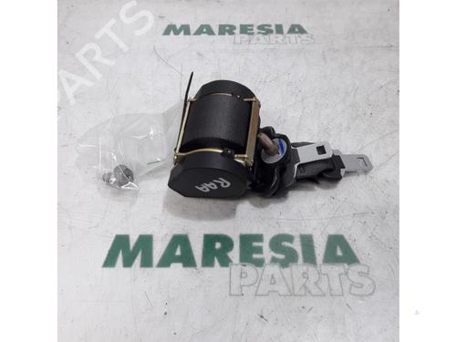 Sikkerhedssele bag højre Sikkerhedssele bag højre RENAULT GRAND SCÉNIC II (JM0/1_) 2.0 (163 hp) 31433769 31433769