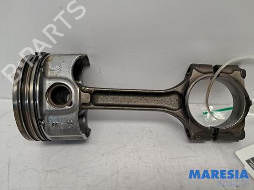 BP31499056O1 main image