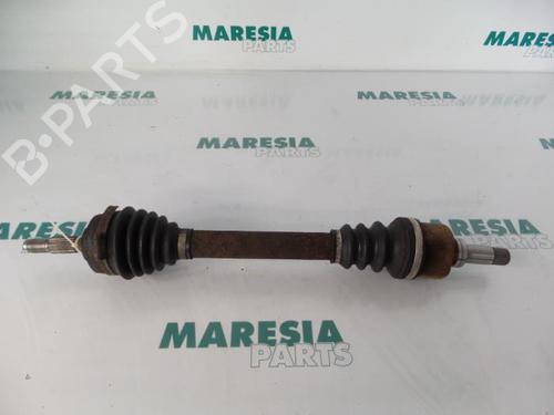 Used Left front driveshaft PEUGEOT 206 Hatchback (2A/C) 1.4 i (75 hp) 31476385