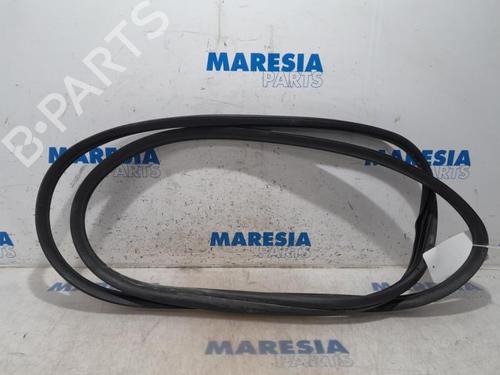 Gummiliste FIAT 500 (312_) 0.9 (312AXG1A, 312.AXG11) (86 hp) 31532588