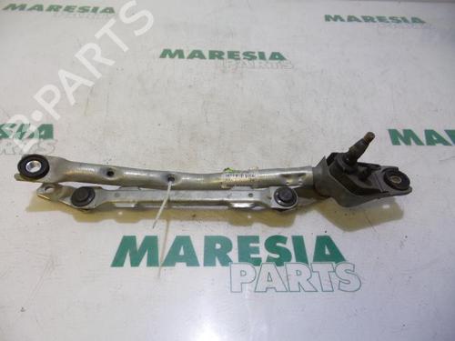Used Front wipers mechanism CITROËN C1 (PM_, PN_) 1.0 (68 hp) 31516127