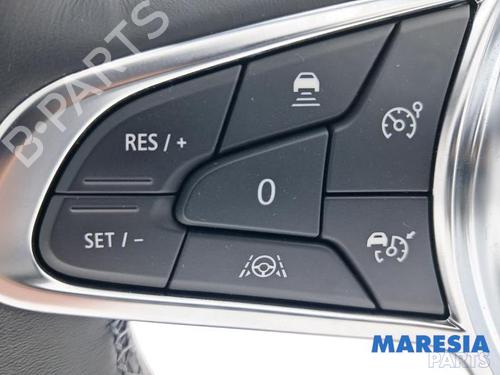 Steering wheel RENAULT CAPTUR II (HF_) TCe 160 (HFN1) | BP39932778C49 - Image 2