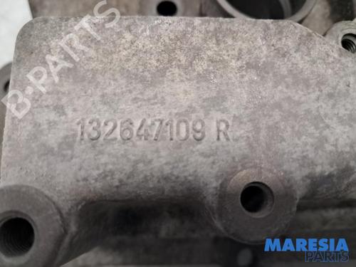 Valve cover RENAULT CAPTUR I (J5_, H5_) 0.9 TCe 90 | BP33803089M124  - Image 6