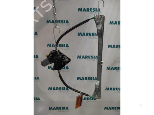 front-right-window-mechanism-renault-clio-ii-bb_-cb_-1998-1999-2000-2001-2002-2003-2004-2005-2006-2007-2008-2009-2010-2011-2012-2013-2014-2015-2016-31492707 main image