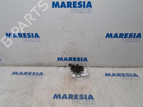 Sprederrør NISSAN NV200 Van 1.5 dCi 110 (M20, M20N, M20M) (110 hp) 31496698