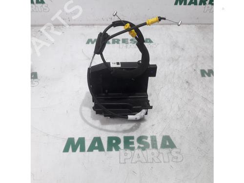 electronic-module-peugeot-308-sw-ii-lc_-lj_-lr_-lx_-l4_-2014-2015-2016-2017-2018-2019-2020-2021-31420583 main image