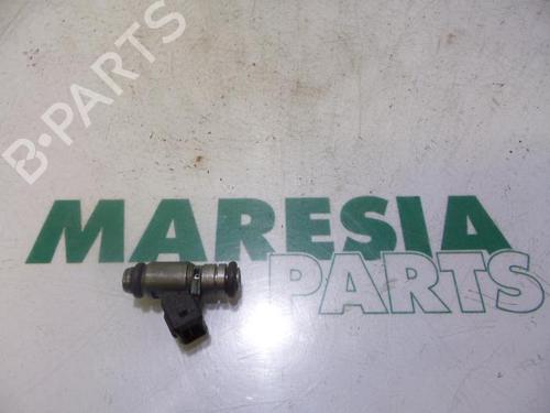 Used Injector FIAT PUNTO (188_) 1.2 60 (188.030, .050, .130, .150, .230, .250) (60 hp) 31493056