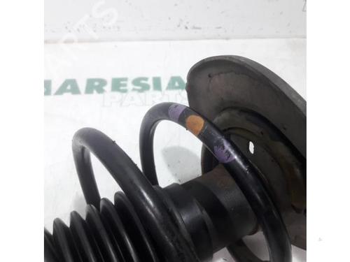 Right front shock absorber CITROËN C3 Picasso (SH_) 1.6 VTi 120 | BP31450892M17