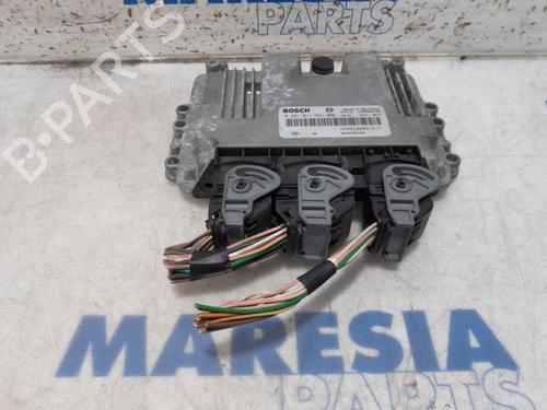 Engine control unit (ECU) RENAULT TRAFIC II Van (FL) 2.5 dCi 135 (FL0D) | BP31532111M57 