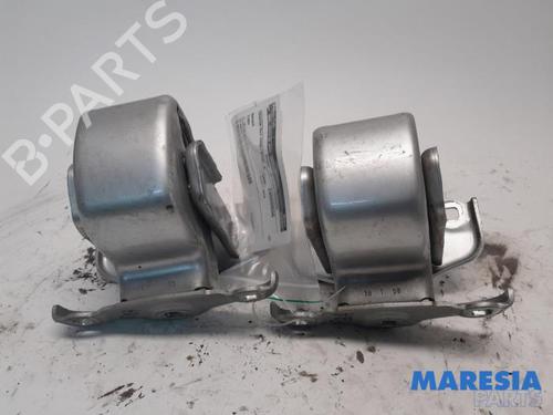 Dørhængsel/Dørbegrænser RENAULT TRAFIC III Van (FG_) 1.6 dCi 145 (FGMG) (145 hp) 31410526