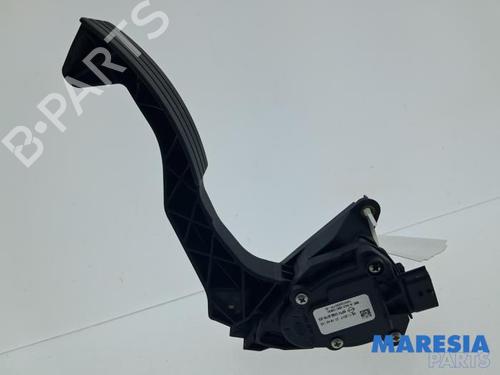 Used Pedal Pedal RENAULT TWINGO III (BCM_, BCA_) 1.0 SCe 70 (71 hp) 36158809 36158809