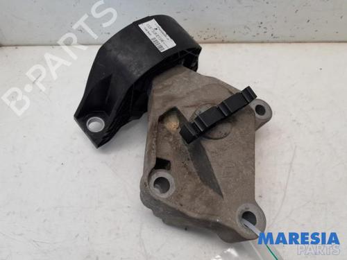 Used Gearbox mount RENAULT CLIO IV Grandtour (KH_) 0.9 TCe 90 (90 hp) 31506355