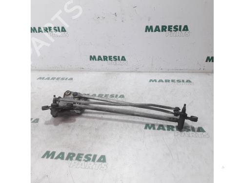 front-wipers-mechanism-peugeot-306-convertible-7d-n3-n5-1994-1995-1996-1997-1998-1999-2000-2001-2002-31403949 main image