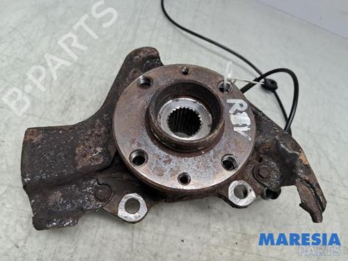 Used Right front steering knuckle LANCIA DELTA III (844_) 1.4 (844.AXA1A) (120 hp) 32197313