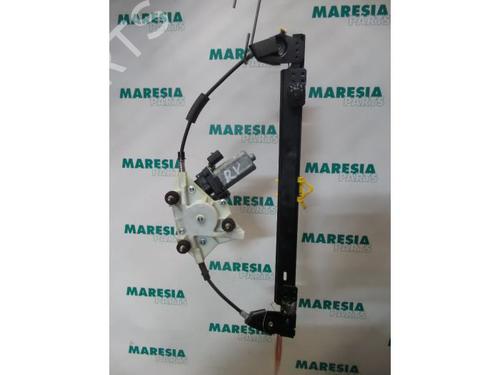 front-right-window-mechanism-alfa-romeo-156-932_-1997-1998-1999-2000-2001-2002-2003-2004-2005-31417338 main image