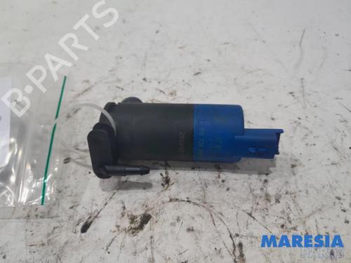 Used Washer pump PEUGEOT 508 I (8D_) 2.0 HDi Hybrid4 AWC (200 hp) 31461764