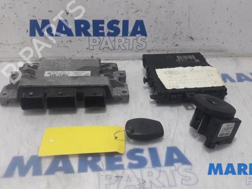 Used Engine control unit (ECU) RENAULT TWINGO II (CN0_) 1.2 16V (CN0K, CN0V, CN0A) (76 hp) 31455432
