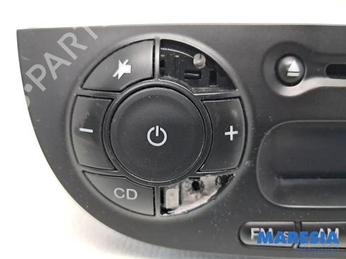 Radio FIAT 500 (312_) 1.2 (312AXA1A) | BP31416702E6