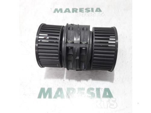 heater-blower-motor-renault-megane-iii-grandtour-kz01-2008-2009-2010-2011-2012-2013-2014-2015-2016-31394137 main image