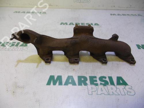 Used Exhaust manifold CITROËN C5 I Break (DE_) 2.0 HDi (DERHZB, DERHZE) (109 hp) 31533222
