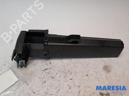 Used Pipe PEUGEOT 208 I (CA_, CC_) 1.2 VTI 82 (82 hp) 31391178