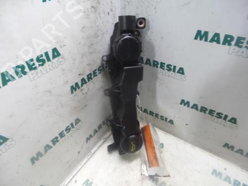 Used Valve cover PEUGEOT 407 SW (6E_, 6D_) 1.6 HDi 110 (109 hp) 31385772