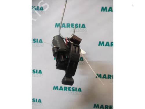 rear-right-window-mechanism-lancia-zeta-22_-1995-1996-1997-1998-1999-2000-2001-2002-2003-31399173 main image