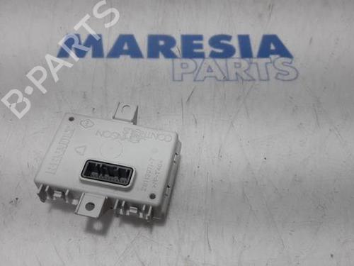 Used Electronic module RENAULT TRAFIC II Van (FL) 2.0 dCi 90 (FL0H, FL00, FL01, FL0M, FL0P, FL0S) (90 hp) 31414841