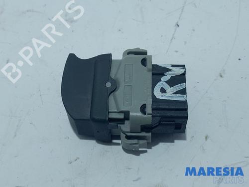 Mando RENAULT TWINGO II (CN0_) 1.2 16V (CN0K, CN0V, CN0A) (76 hp) 31386810