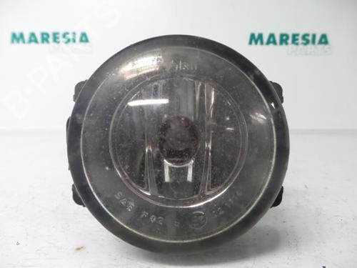 Used Right front fog light RENAULT MEGANE II Estate (KM0/1_) 1.4 (98 hp) 31504145