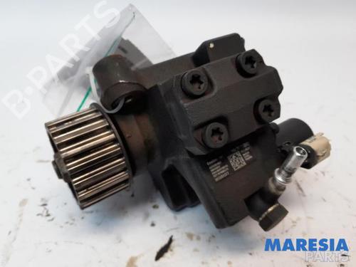 Used Fuel pump Fuel pump RENAULT MEGANE III Grandtour (KZ0/1) 1.5 dCi (KZ09, KZ0D, KZ1G, KZ29, KZ14, KZ1W, KZ10, KZ1F,... (110 hp) 31390748 31390748