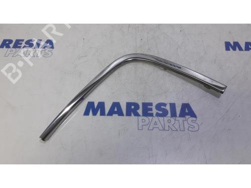 Dørliste PEUGEOT 2008 I (CU_) 1.2 THP 110 / PureTech 110 (110 hp) 31526280