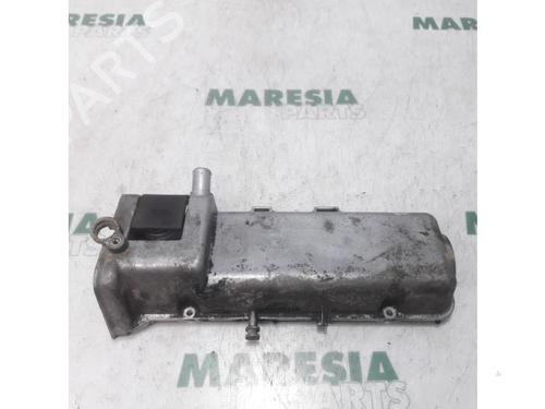 Used Valve cover FIAT PANDA (169_) 1.1 (169.AXA1A) (54 hp) 31477937