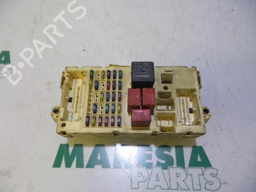 fuse-box-fiat-stilo-192_-2001-2002-2003-2004-2005-2006-2007-2008-2009-2010-31386187 main image
