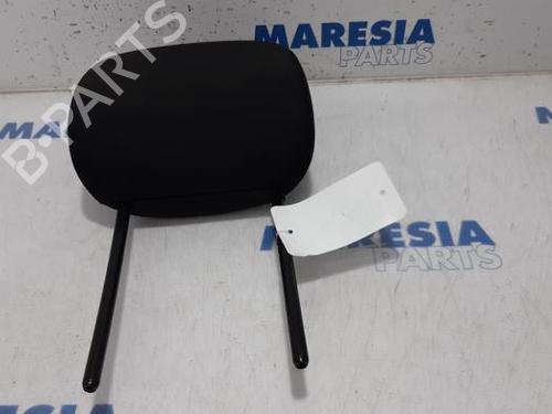Used Headrest RENAULT CLIO IV (BH_) 0.9 TCe 90 (BHNF, BHMA, BHMH, BHJK, BHJR) (90 hp) 31472927