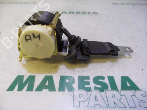 rear-center-seatbelt-renault-clio-iii-br01-cr01-2005-2006-2007-2008-2009-2010-2011-2012-2013-2014-31495152 main image