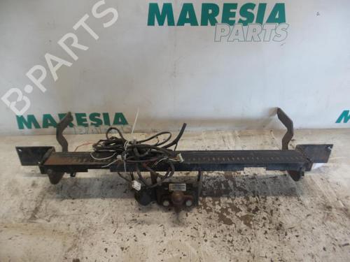 Trækkugle/Mekanisme CITROËN JUMPER II Bus 2.2 HDi 100 (101 hp) 31491486