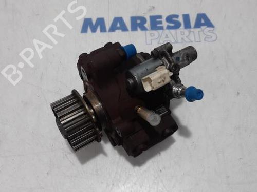 Used Fuel pump CITROËN C4 AIRCROSS 1.6 HDi 115 (114 hp) 31411053