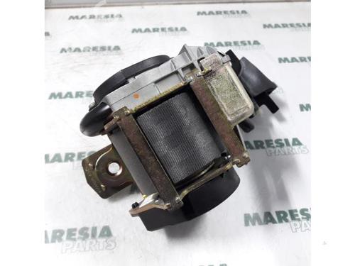 Used Rear right seatbelt RENAULT LAGUNA II (BG0/1_) 1.6 16V (BG0A, BG0L) (107 hp) 31425164